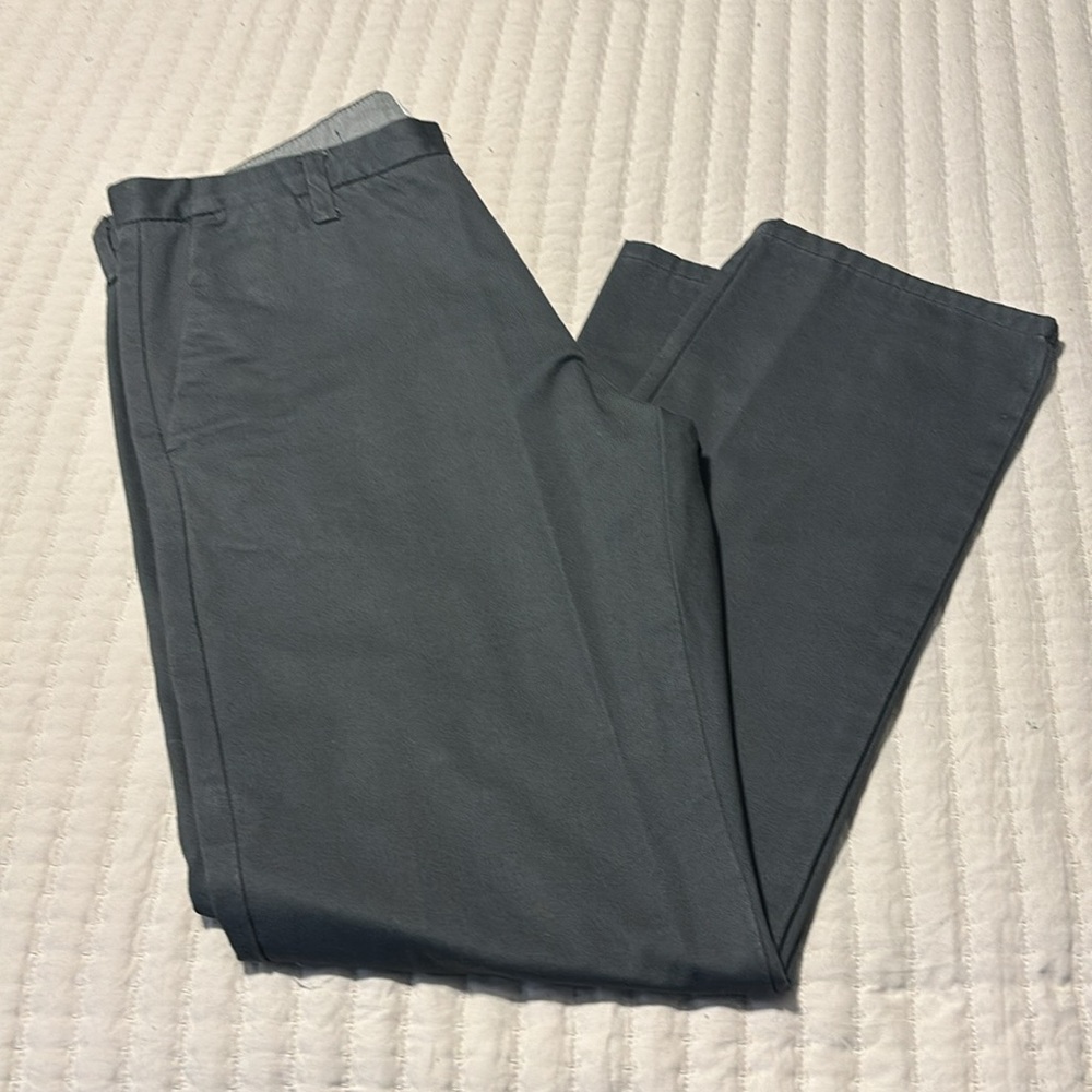 Men’s Calvin Klein, grey, flat front pants, 33x30